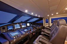 Motor yacht KAWAI -  Wheelhouse